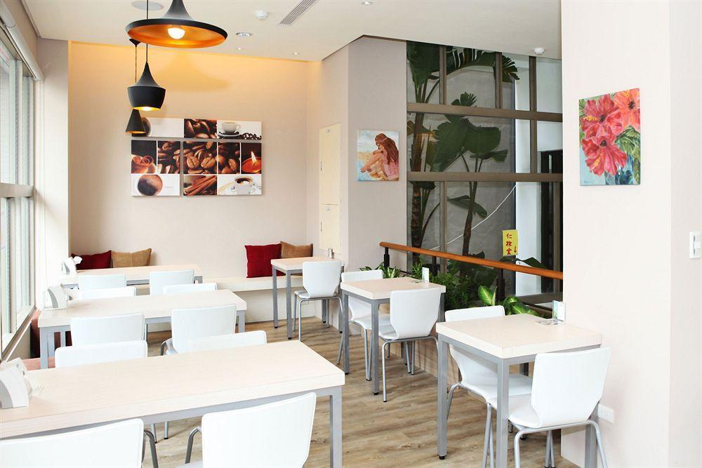 Micasa Hotel Taichung Exterior photo