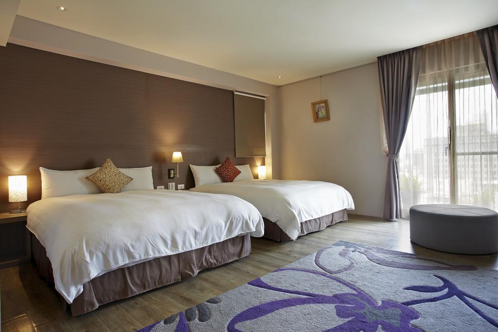 Micasa Hotel Taichung Exterior photo