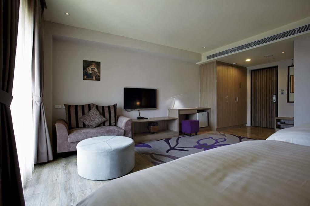 Micasa Hotel Taichung Exterior photo