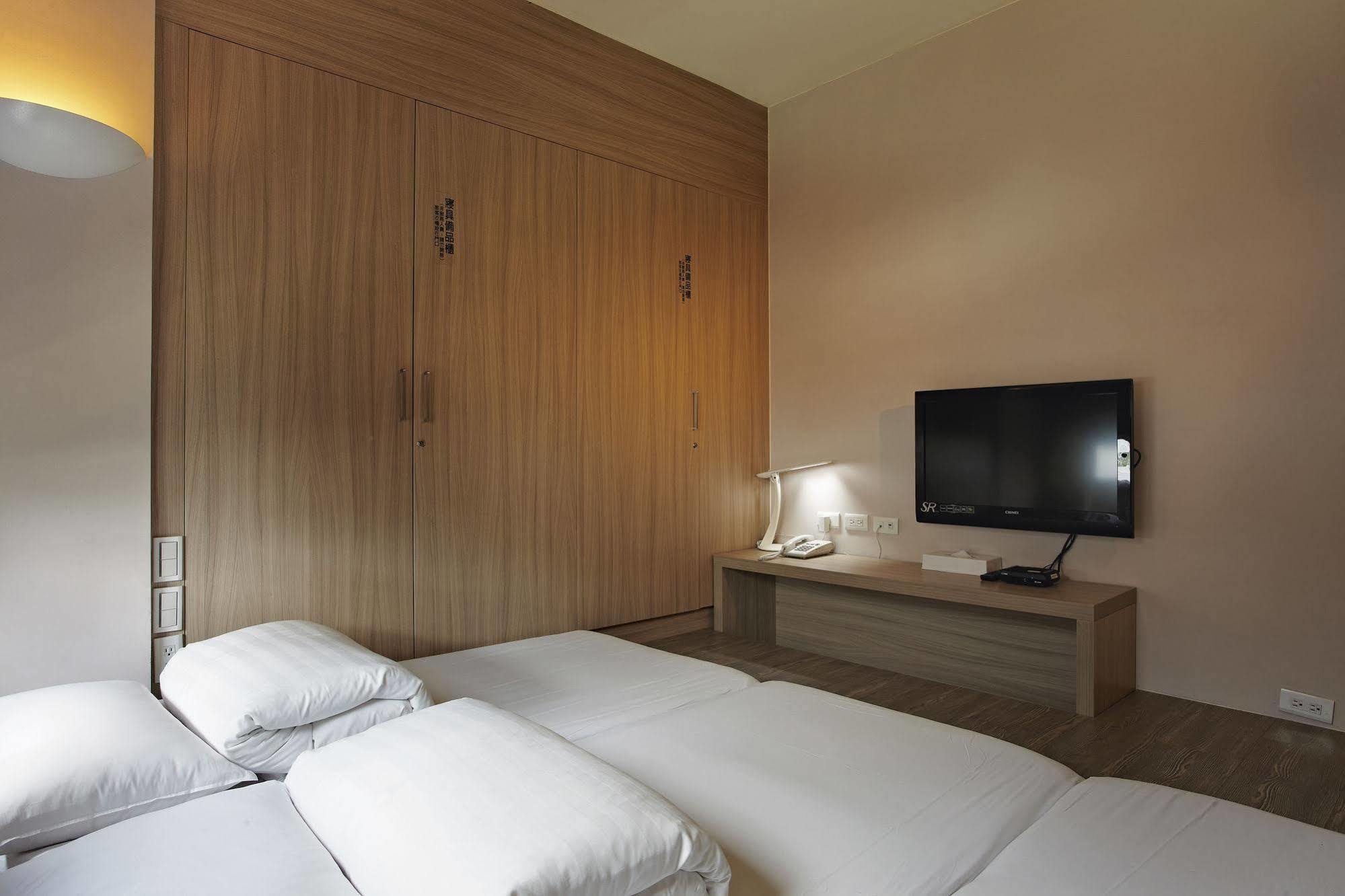 Micasa Hotel Taichung Exterior photo